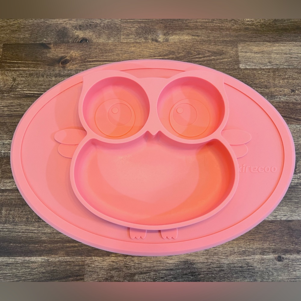Silicone place mat for kids meals